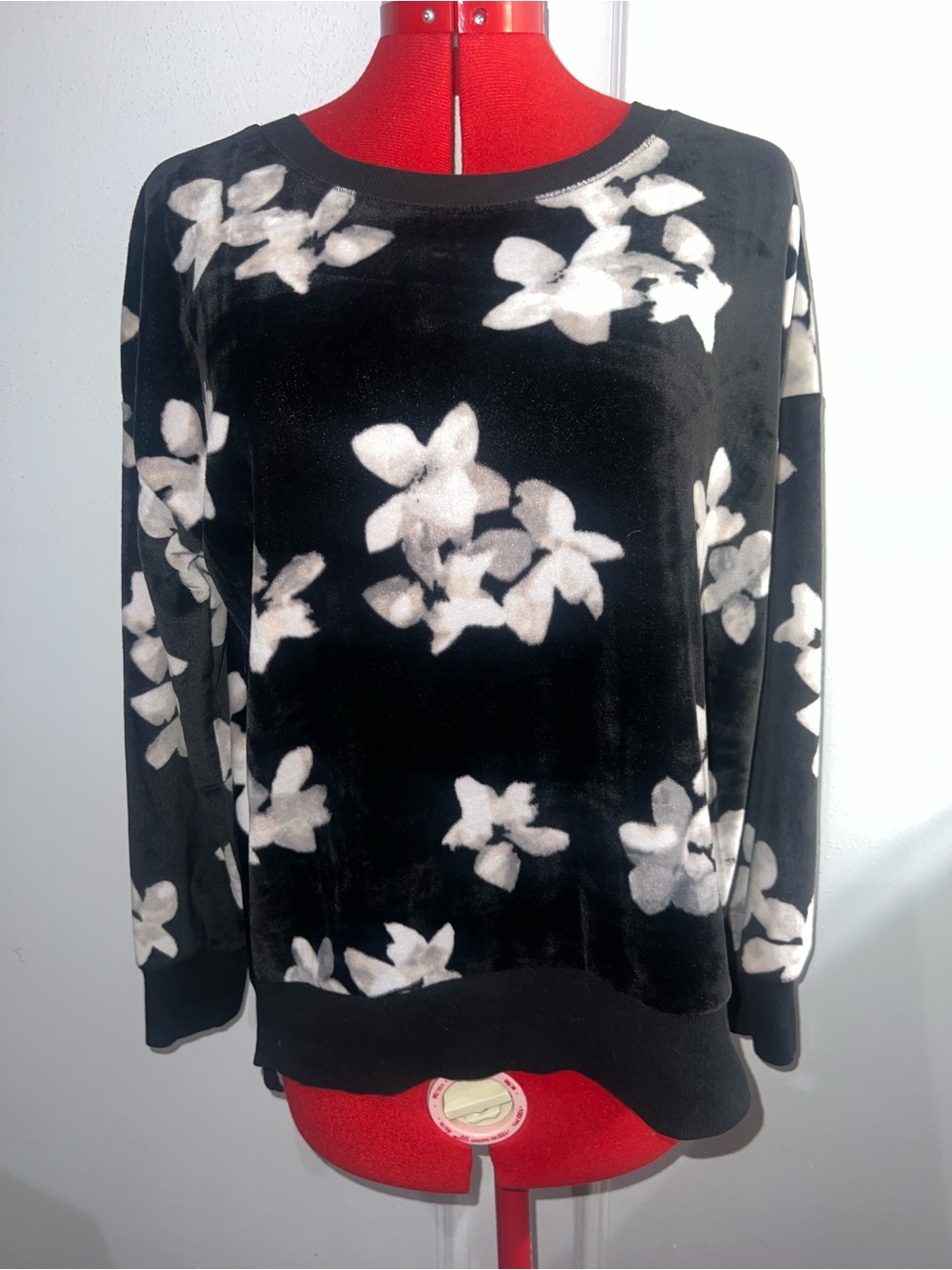 Donna Karan Black Velour Crewneck Sweater with White Floral Print size medium